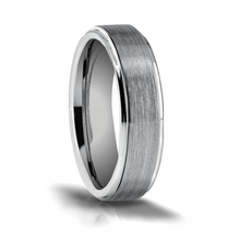 Load image into Gallery viewer, Tungsten Band with Brushed Center and Step Down Edges Size 11