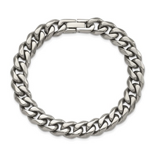 Load image into Gallery viewer, Titanium Polished 10.00mm Curb 9in Bracelet
